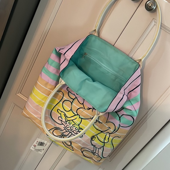 LAST CALL NWT Disney Parks tote - Picture 6 of 9